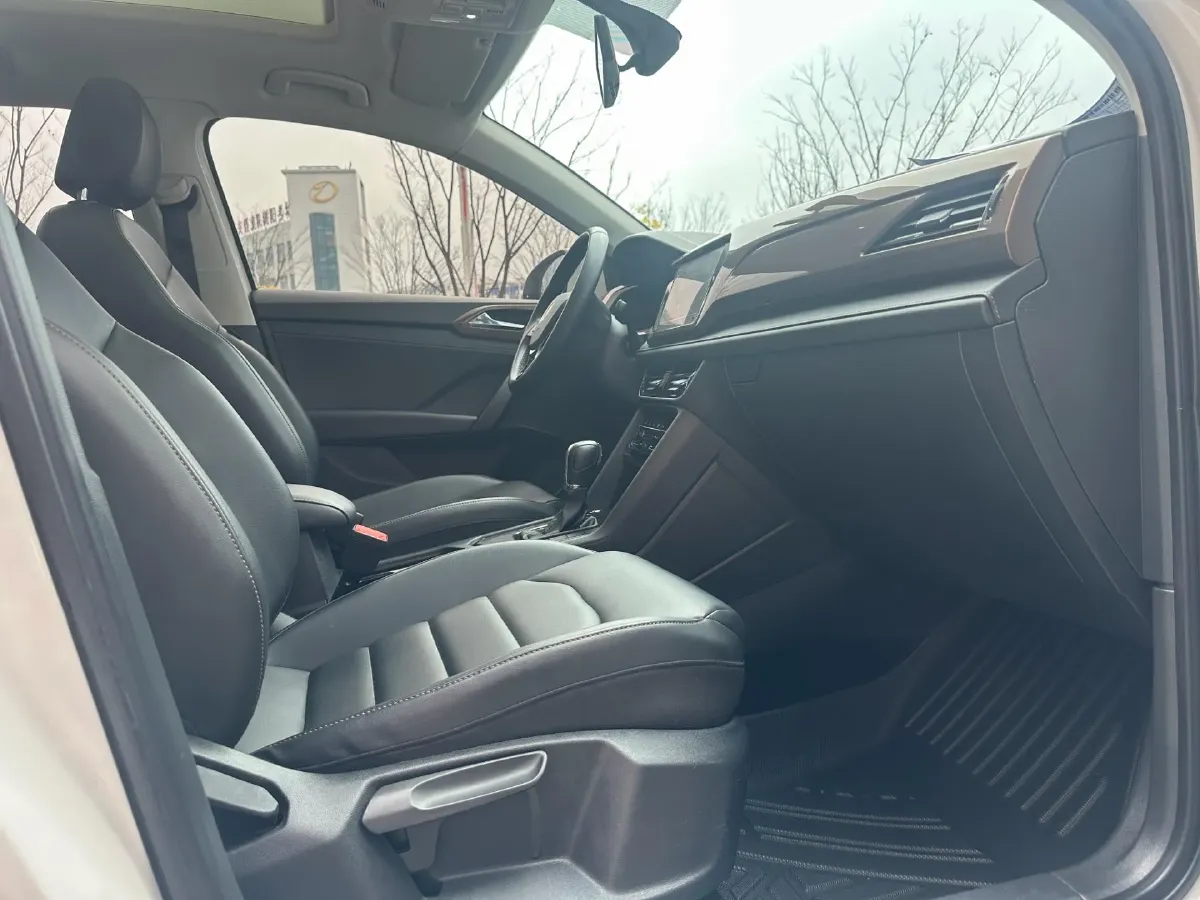 2022 Ford Transit 2.0T 202HP L4 6AT,autocango,china used car exporter,china ev exporter,chinese used car exporter,chinese used ev exporter