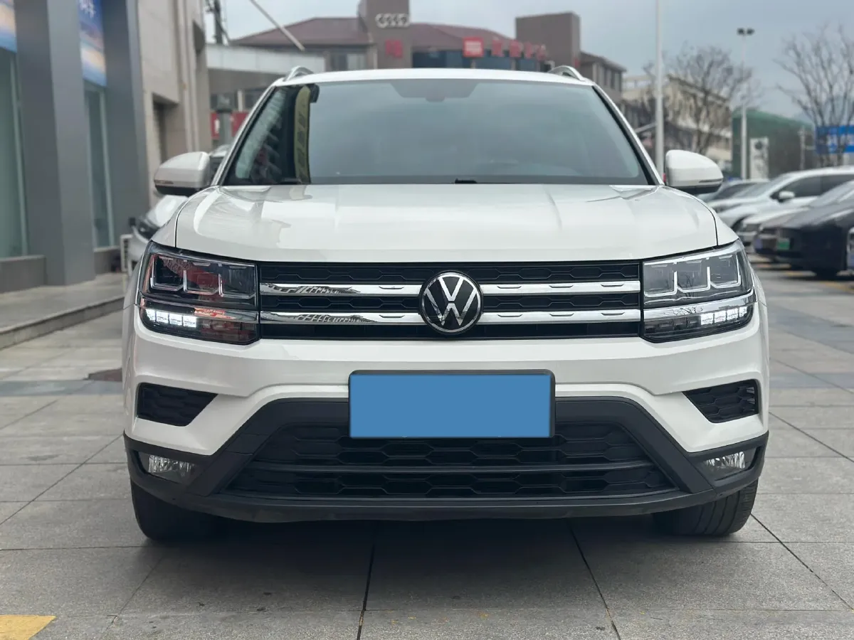 2022 Ford Transit 2.0T 202HP L4 6AT,autocango,china used car exporter,china ev exporter,chinese used car exporter,chinese used ev exporter