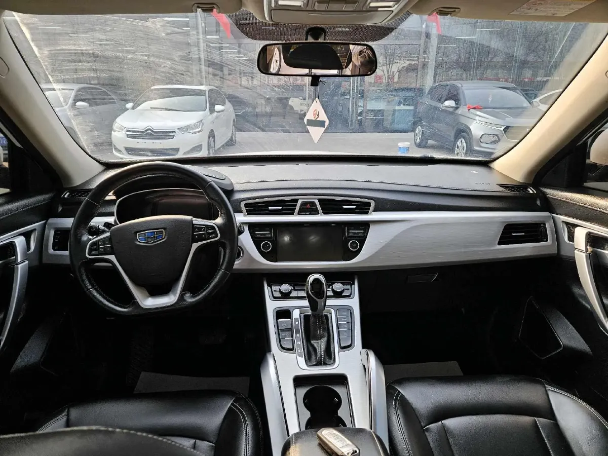 2017 Bestune X80 2.0L 147HP L4 6AT,autocango,china used car exporter,china ev exporter,chinese used car exporter,chinese used ev exporter