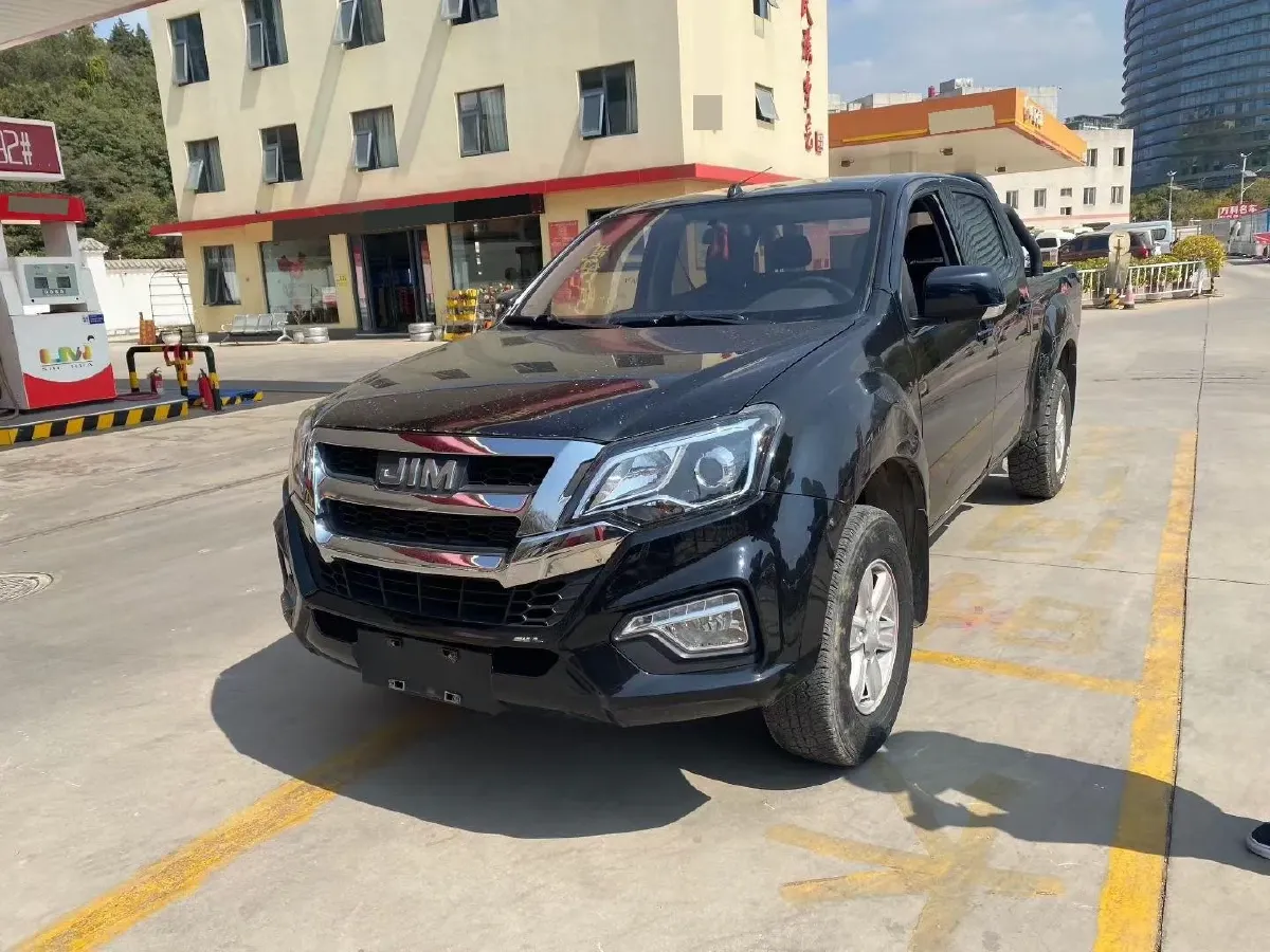 2022 Isuzu RE-MAX Jim 2.8T 120HP L4 5MT,autocango,china used car exporter,china ev exporter,chinese used car exporter,chinese used ev exporter