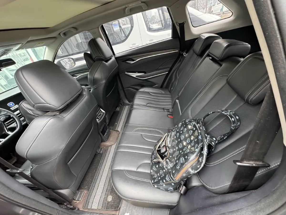 2020 ChangAn CS75 Plus 1.5T 178HP L4 6AT,autocango,china used car exporter,china ev exporter,chinese used car exporter,chinese used ev exporter