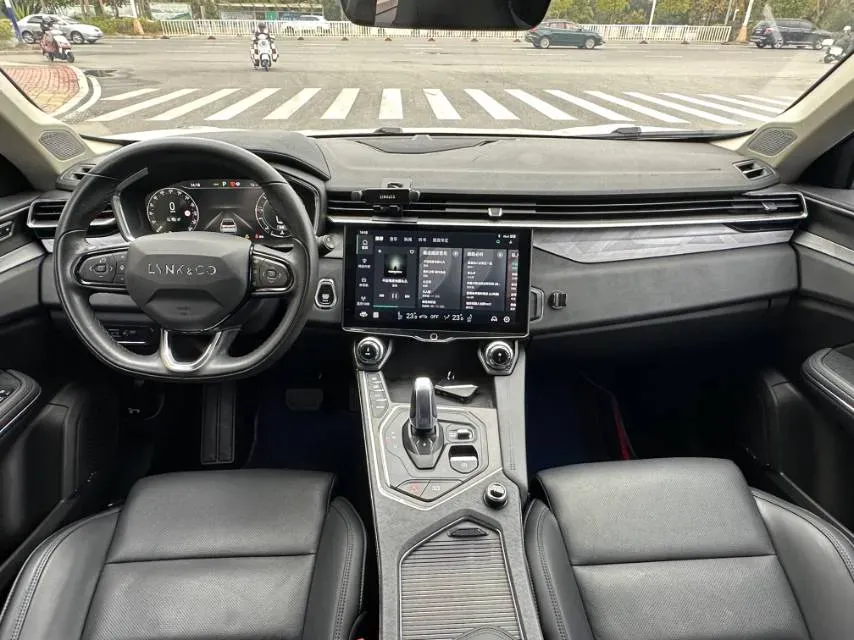 2021 LYNK&CO 01 2.0T 218HP L4 8AT,autocango,china used car exporter,china ev exporter,chinese used car exporter,chinese used ev exporter