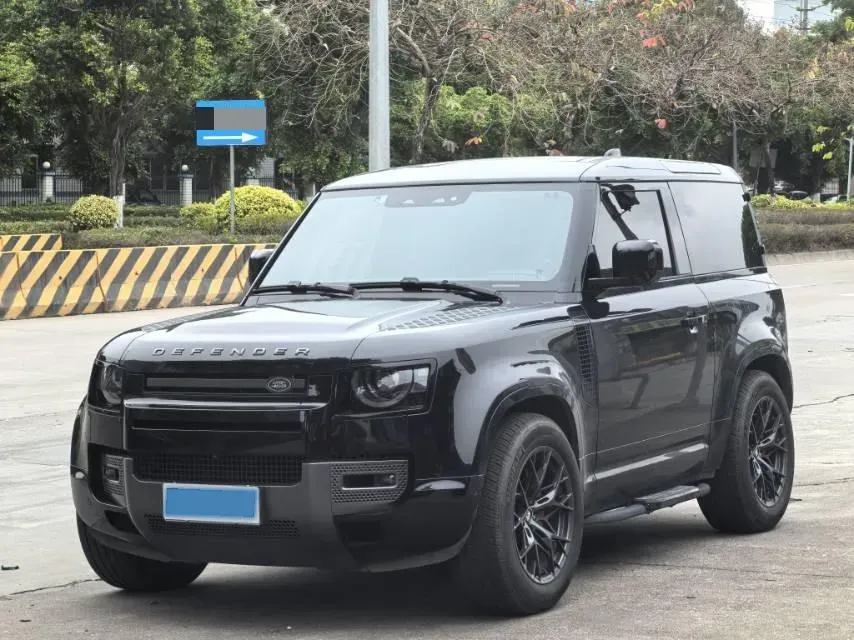 2024 Land Rover Defender 3.0T 400HP L6 8AT,autocango,china used car exporter,china ev exporter,chinese used car exporter,chinese used ev exporter