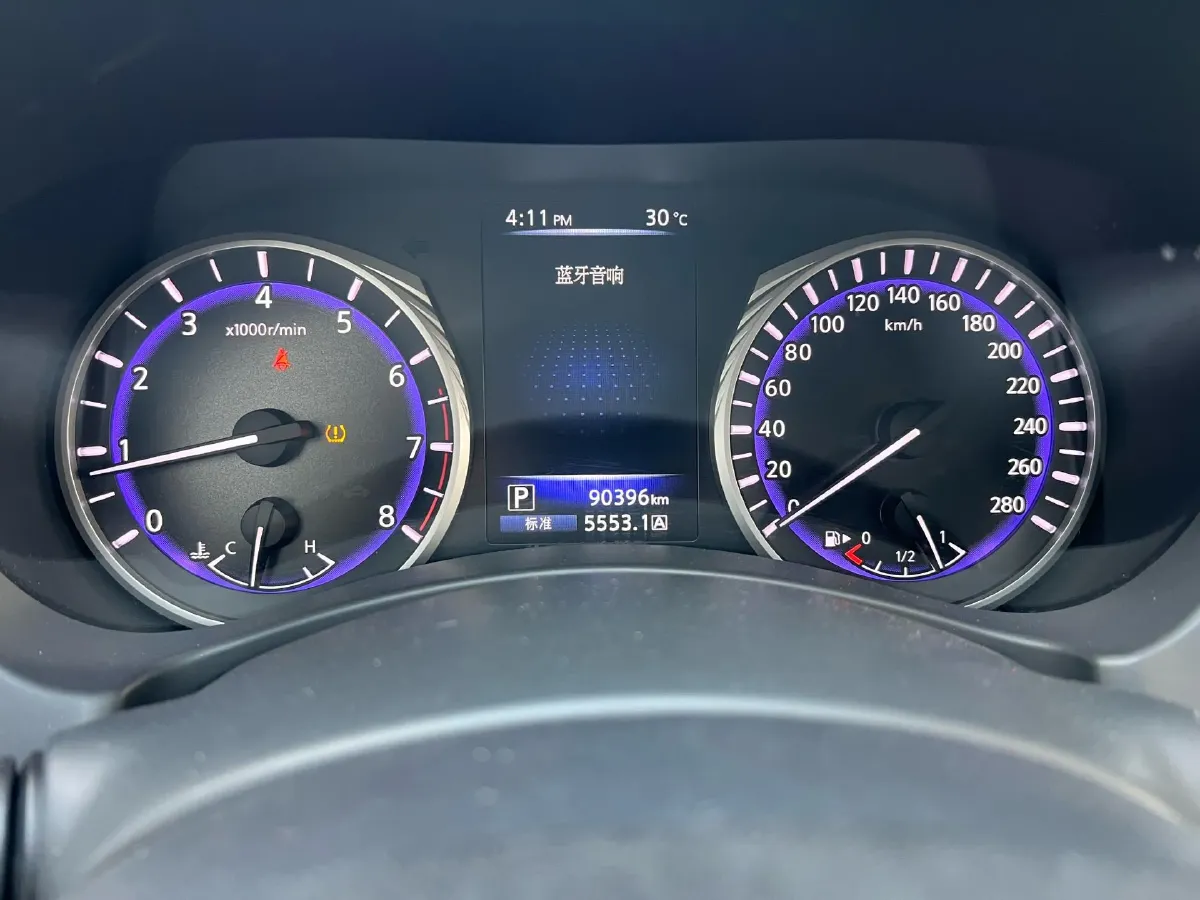 2016 Infiniti Q50L 2.0T 211HP L4 7AT,autocango,china used car exporter,china ev exporter,chinese used car exporter,chinese used ev exporter