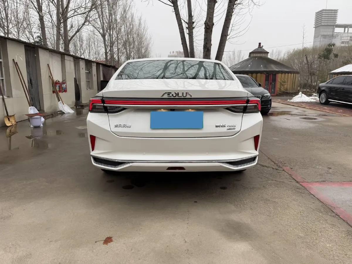 2023 DongFeng Aeolus YiXuan MAX 1.5T 190HP L4 7DCT,autocango,china used car exporter,china ev exporter,chinese used car exporter,chinese used ev exporter
