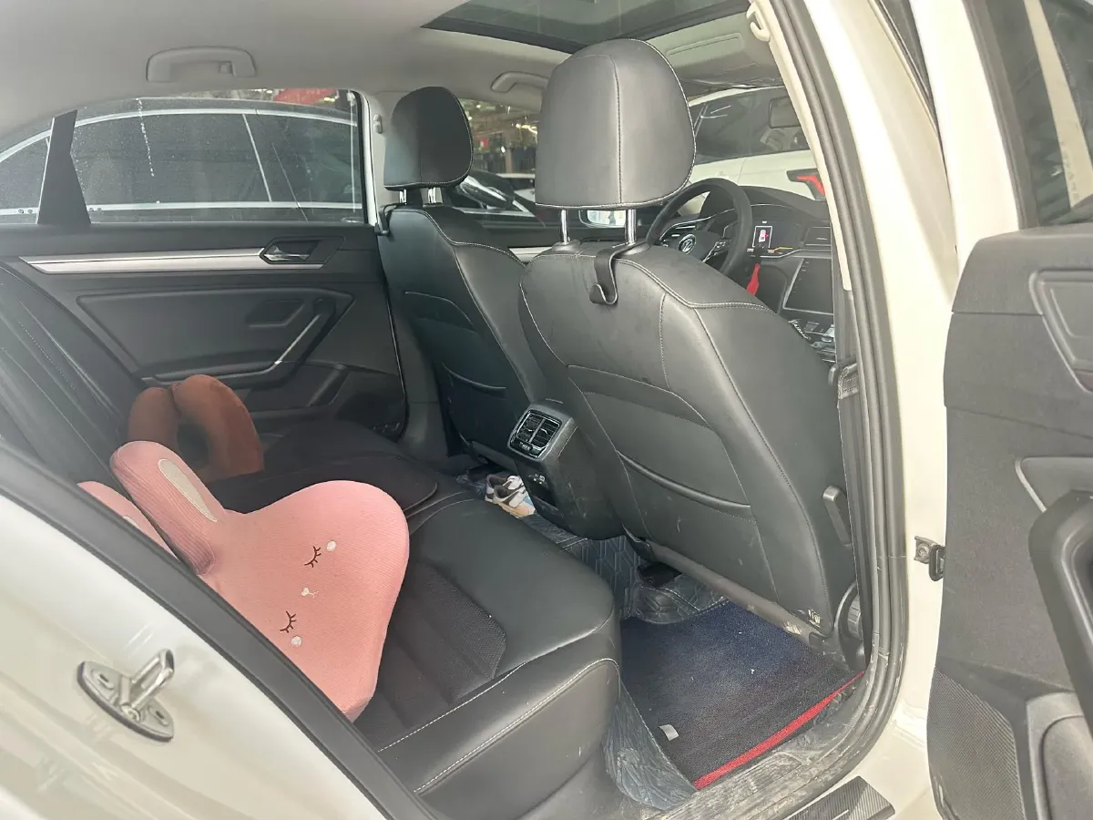 2021 Volkswagen Lamando 1.4T 150HP L4 7DCT,autocango,china used car exporter,china ev exporter,chinese used car exporter,chinese used ev exporter