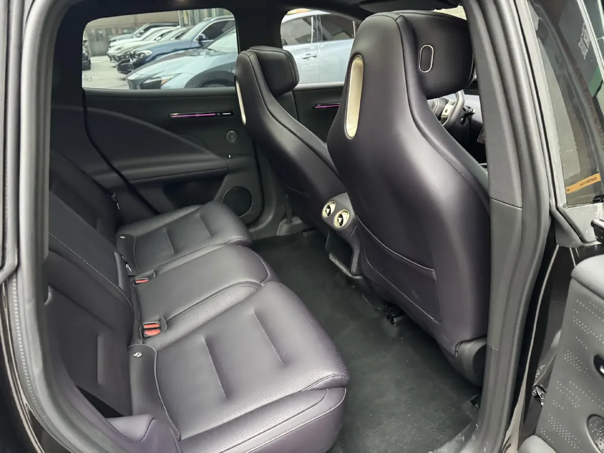 2024 Avatr 07 BEV 82.16KWH,autocango,china used car exporter,china ev exporter,chinese used car exporter,chinese used ev exporter