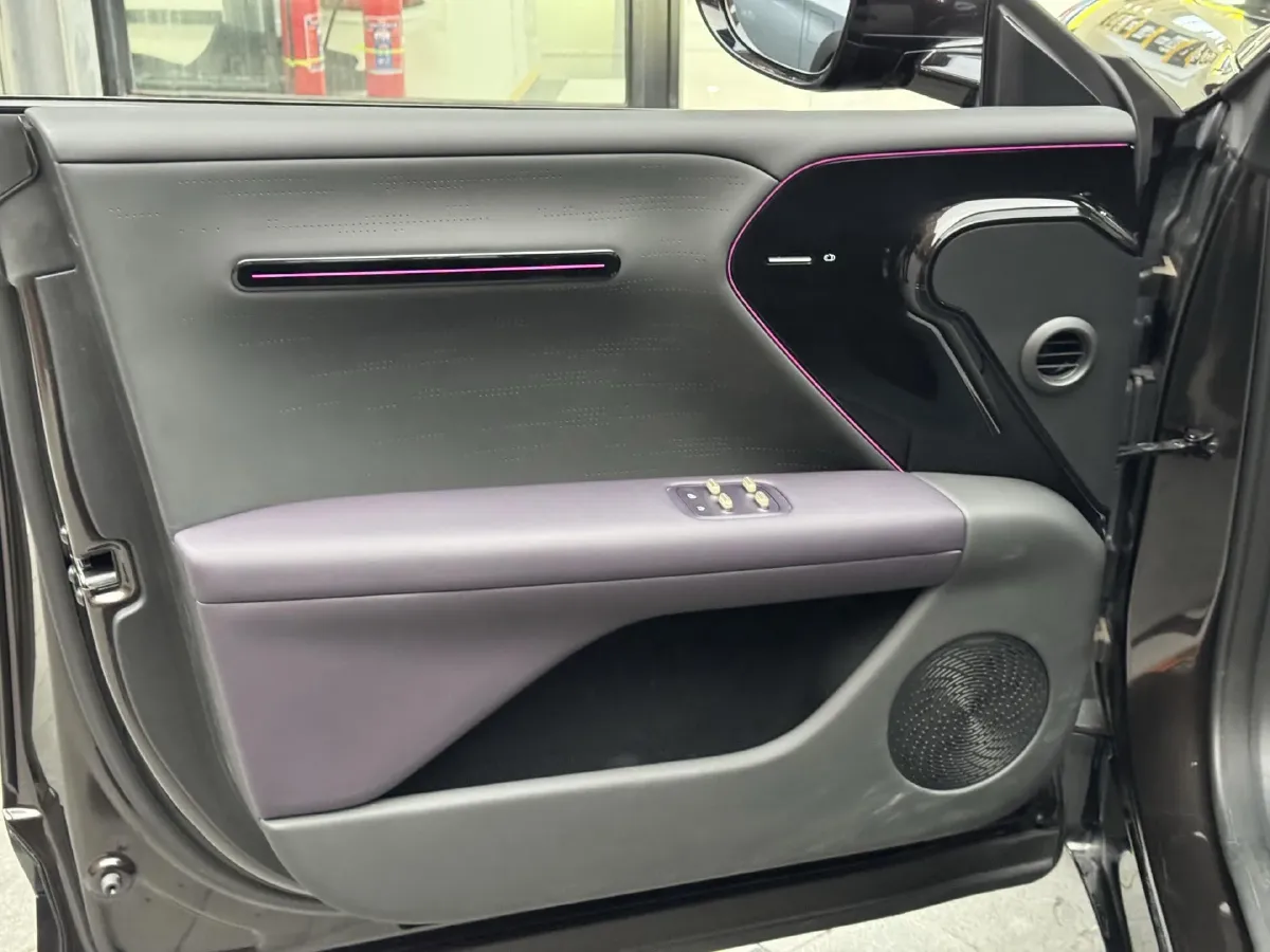 2024 Avatr 07 BEV 82.16KWH,autocango,china used car exporter,china ev exporter,chinese used car exporter,chinese used ev exporter