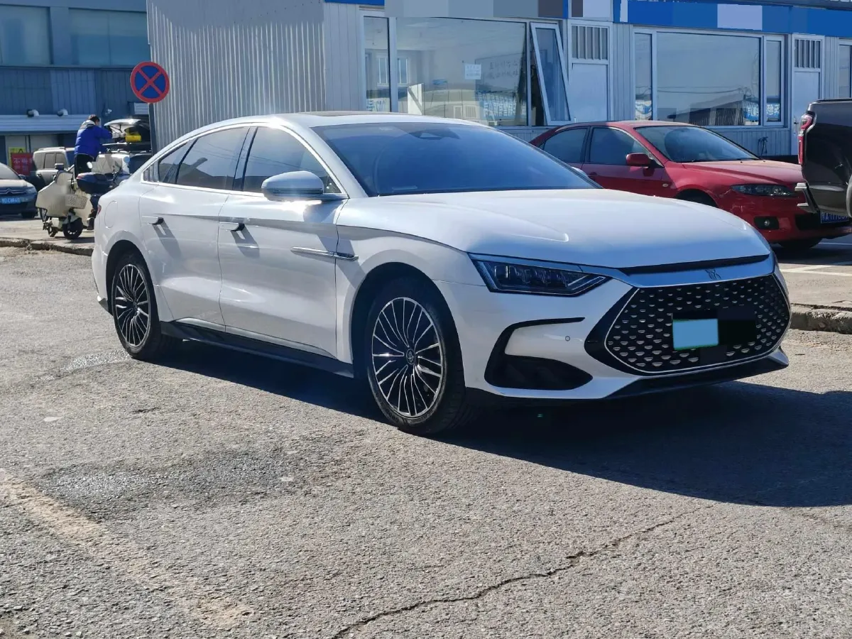 2022 Volkswagen Tiguan L 2.0T 186HP L4 7DCT,autocango,china used car exporter,china ev exporter,chinese used car exporter,chinese used ev exporter