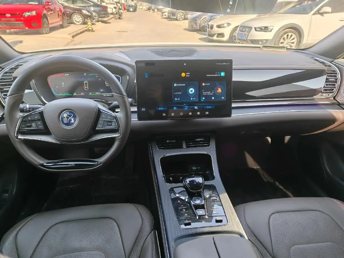 2022 Volkswagen Tiguan L 2.0T 186HP L4 7DCT,autocango,china used car exporter,china ev exporter,chinese used car exporter,chinese used ev exporter