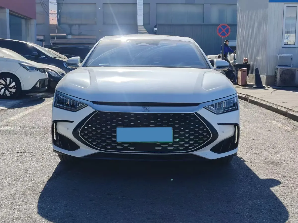 2022 Volkswagen Tiguan L 2.0T 186HP L4 7DCT,autocango,china used car exporter,china ev exporter,chinese used car exporter,chinese used ev exporter