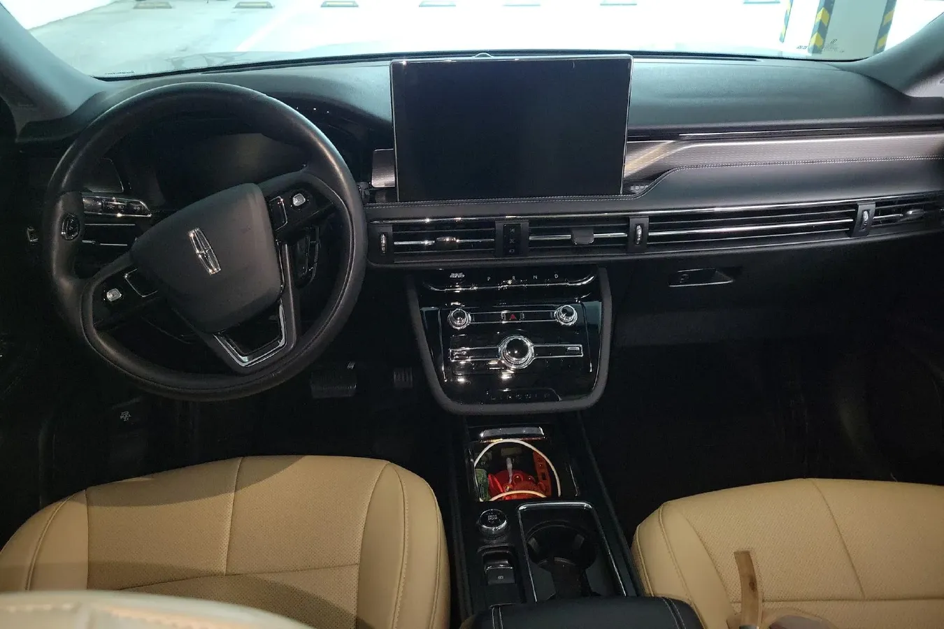 2022 Lincoln Corsair 2.0T 245HP L4 8AT,autocango,china used car exporter,china ev exporter,chinese used car exporter,chinese used ev exporter