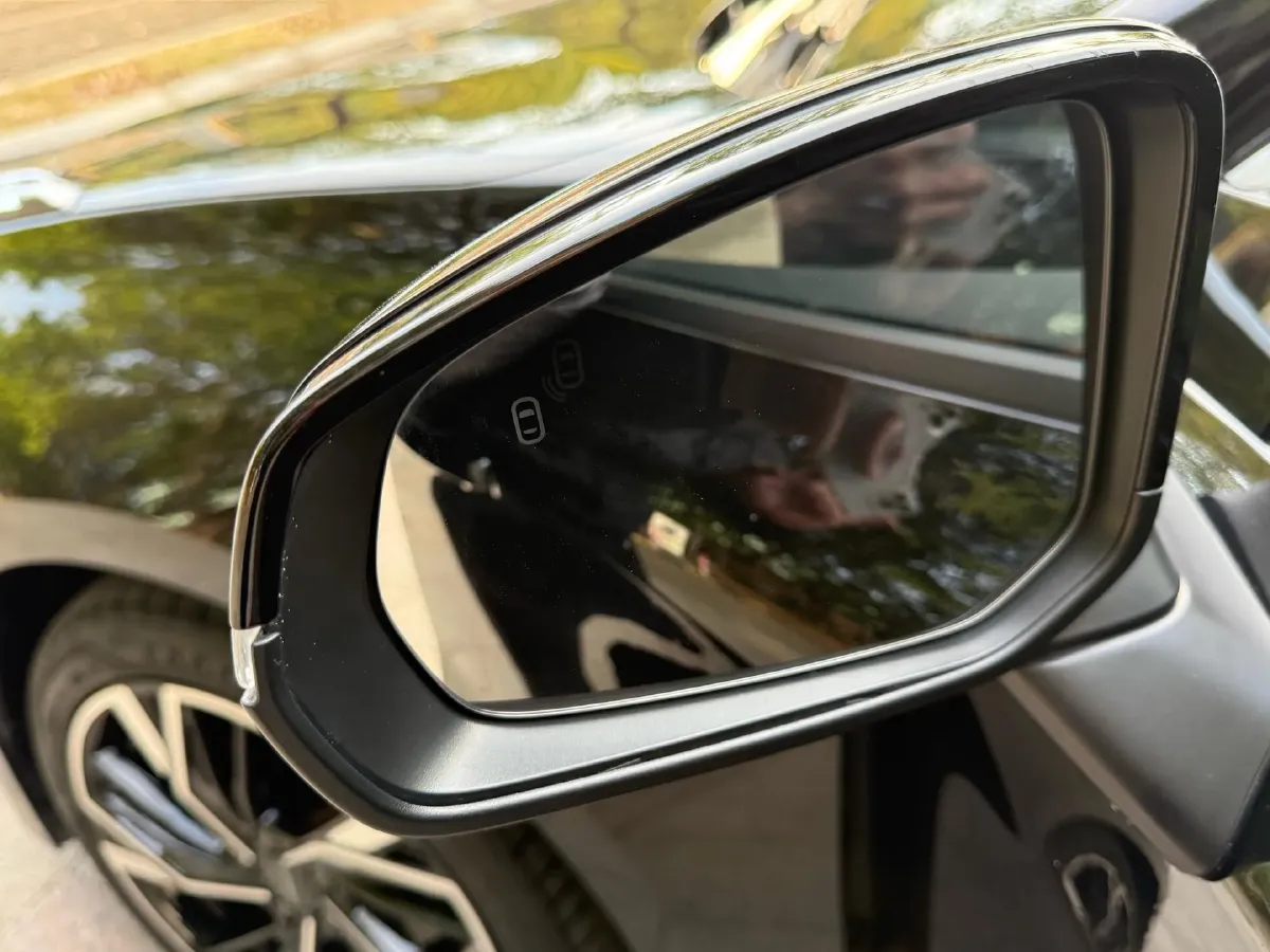 2023 LYNK&CO 03 2.0T 254HP L4 7DCT,autocango,china used car exporter,china ev exporter,chinese used car exporter,chinese used ev exporter