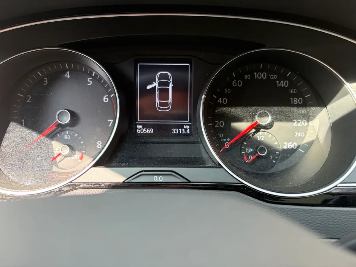 2020 Volkswagen Magotan 2.0T 186HP L4 7DCT,autocango,china used car exporter,china ev exporter,chinese used car exporter,chinese used ev exporter