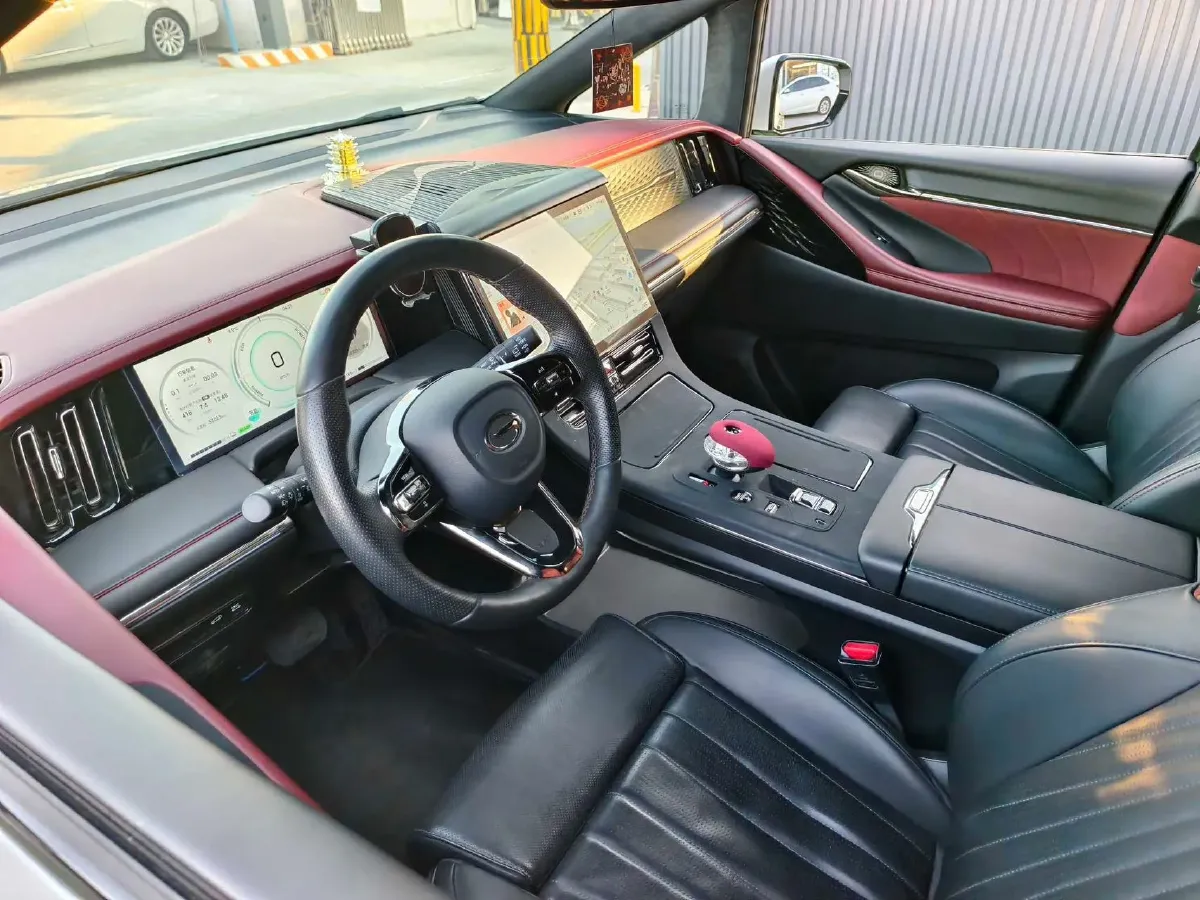 2024 GAC Trumpchi M8 2.0T 190HP L4 E-CVT Hybrid,autocango,china used car exporter,china ev exporter,chinese used car exporter,chinese used ev exporter