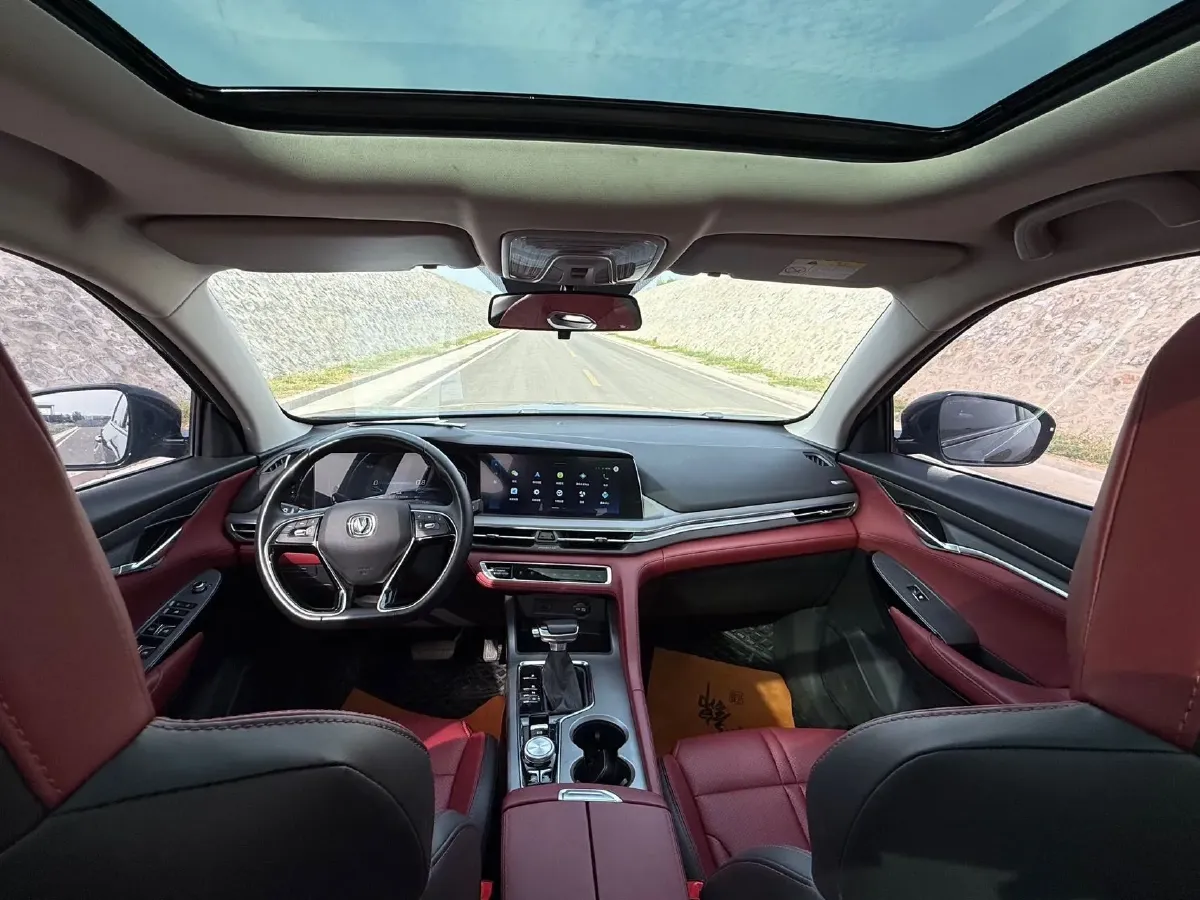 2022 ChangAn CS75 Plus 1.5T 178HP L4 6AT,autocango,china used car exporter,china ev exporter,chinese used car exporter,chinese used ev exporter