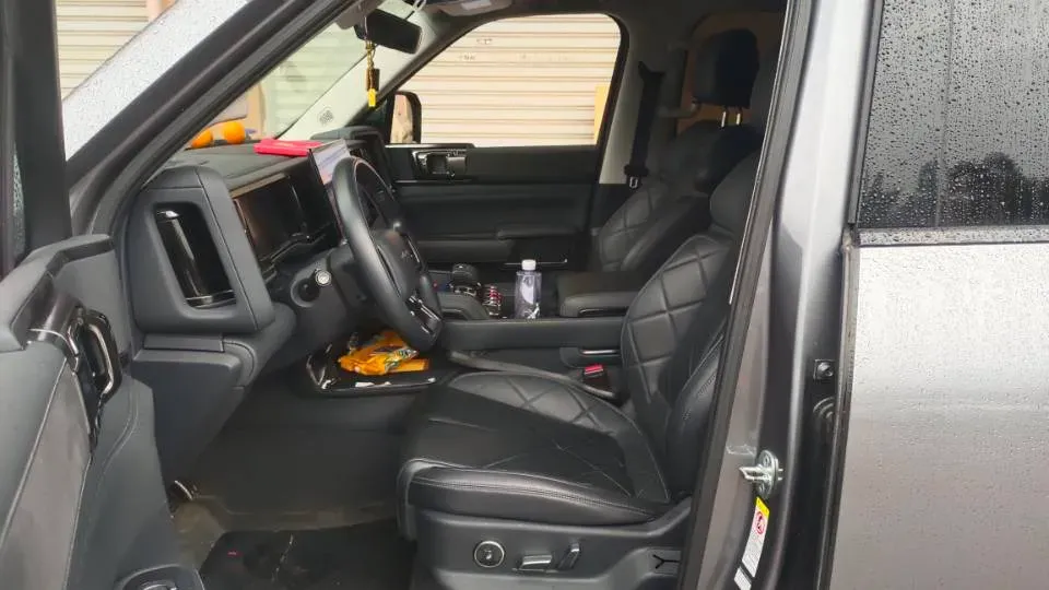 2023 FangChengBao Bao 5 1.5T 194HP L4 E-CVT PHEV 31.8KWH,autocango,china used car exporter,china ev exporter,chinese used car exporter,chinese used ev exporter