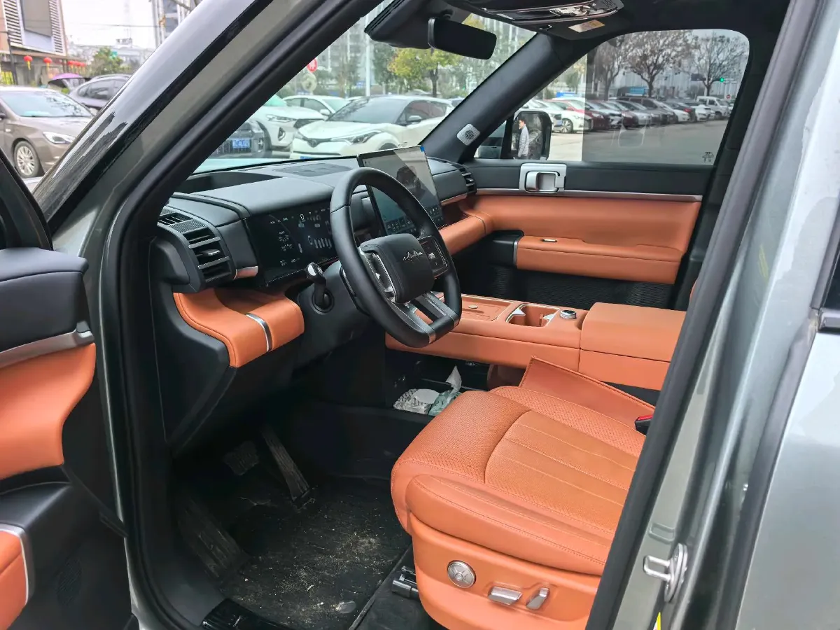 2025 FangChengBao Tai 7 1.5T 156HP L4 E-CVT PHEV,autocango,china used car exporter,china ev exporter,chinese used car exporter,chinese used ev exporter