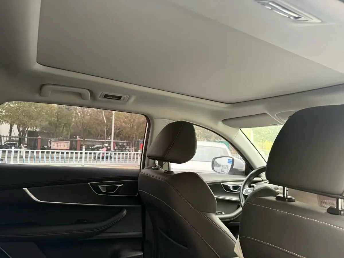 2023 Chery Tiggo 8 1.5T 156HP L4 6MT,autocango,china used car exporter,china ev exporter,chinese used car exporter,chinese used ev exporter