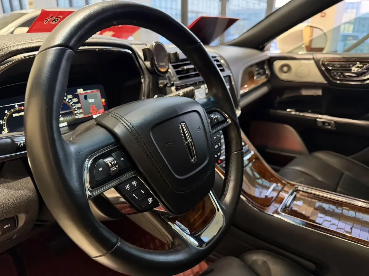 2018 Lincoln Continental 3.0T 378HP V6 6AT,autocango,china used car exporter,china ev exporter,chinese used car exporter,chinese used ev exporter