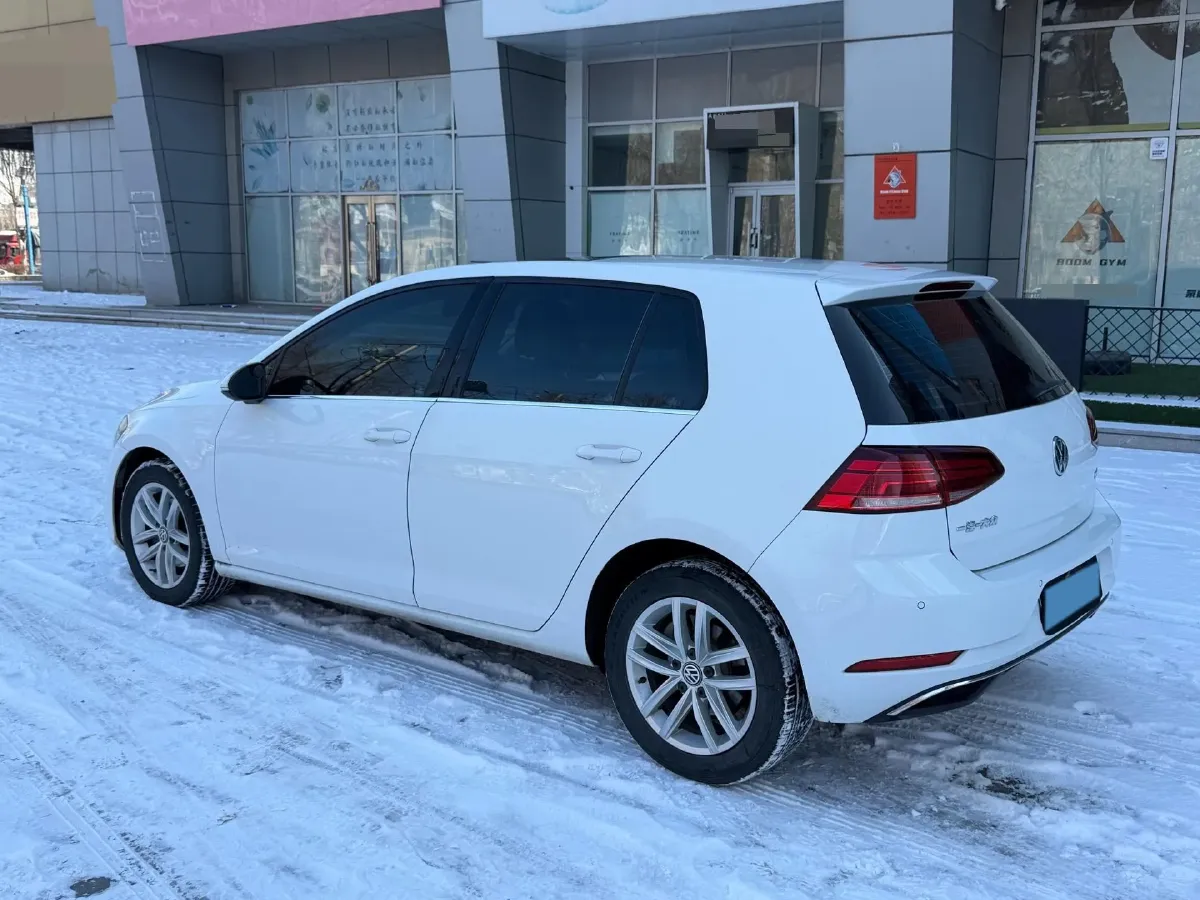 2018 Volkswagen Golf 1.6L 110HP L4 6AT,autocango,china used car exporter,china ev exporter,chinese used car exporter,chinese used ev exporter