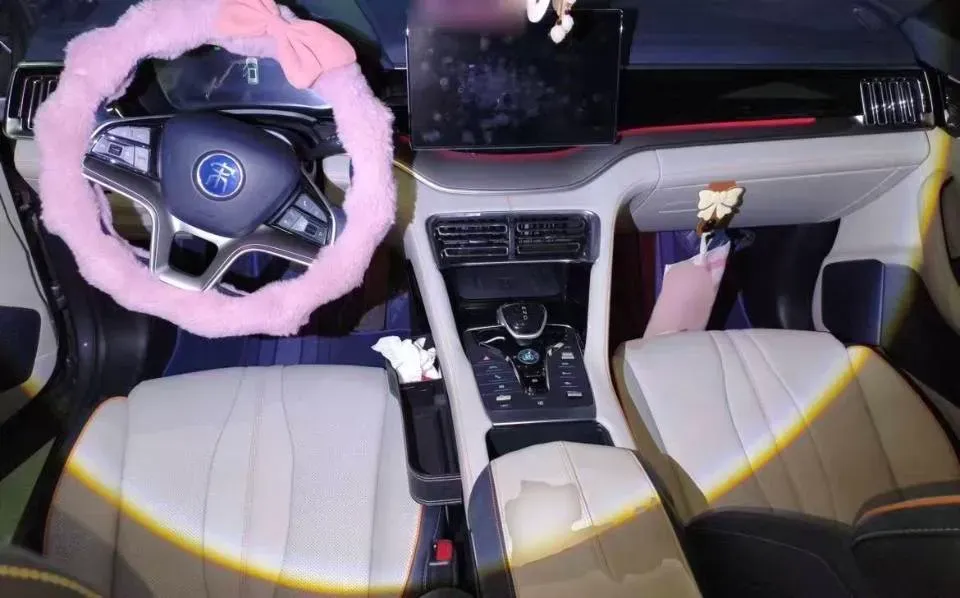 2022 Hyundai Tucson 2.0L 150HP L4 6AT Hybrid,autocango,china used car exporter,china ev exporter,chinese used car exporter,chinese used ev exporter