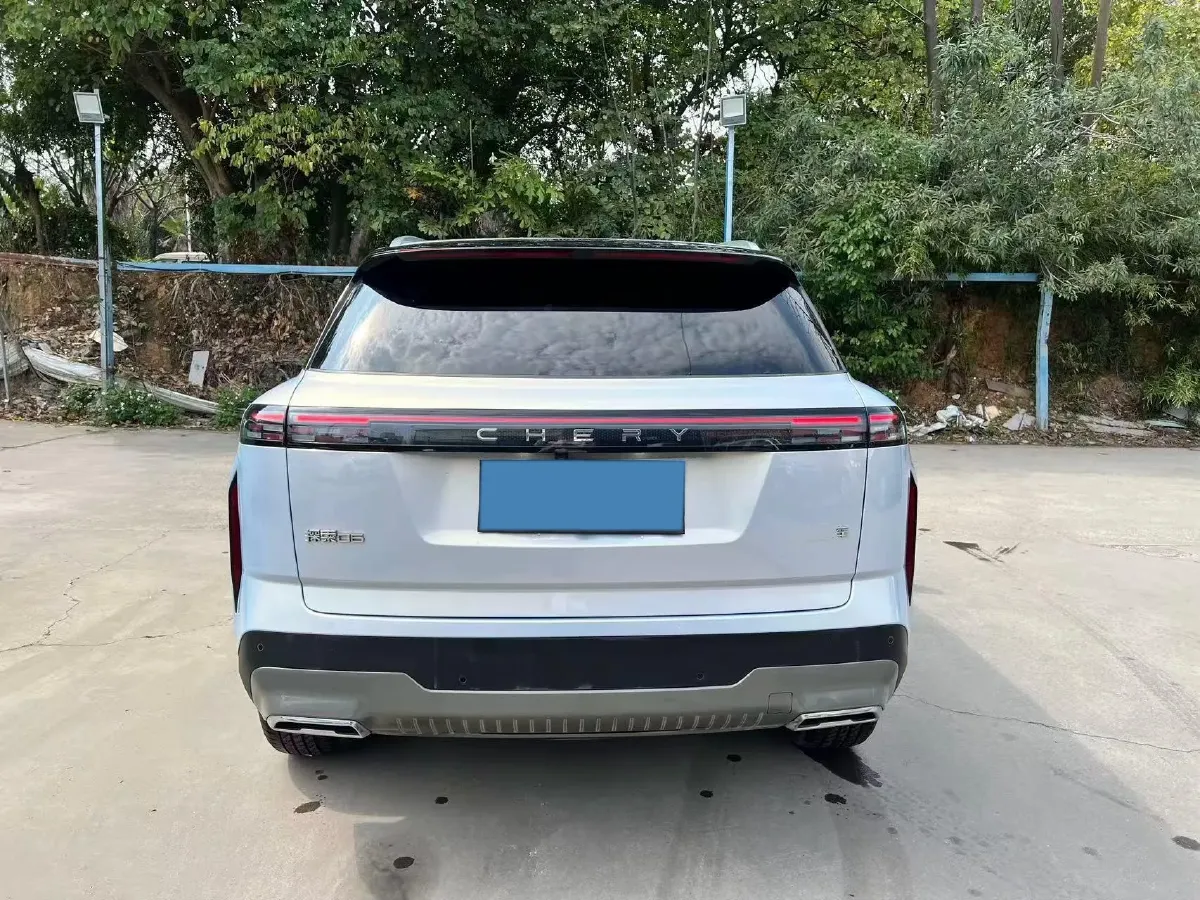 2023 Chery Exploration 06 1.6T 197HP L4 7DCT,autocango,china used car exporter,china ev exporter,chinese used car exporter,chinese used ev exporter