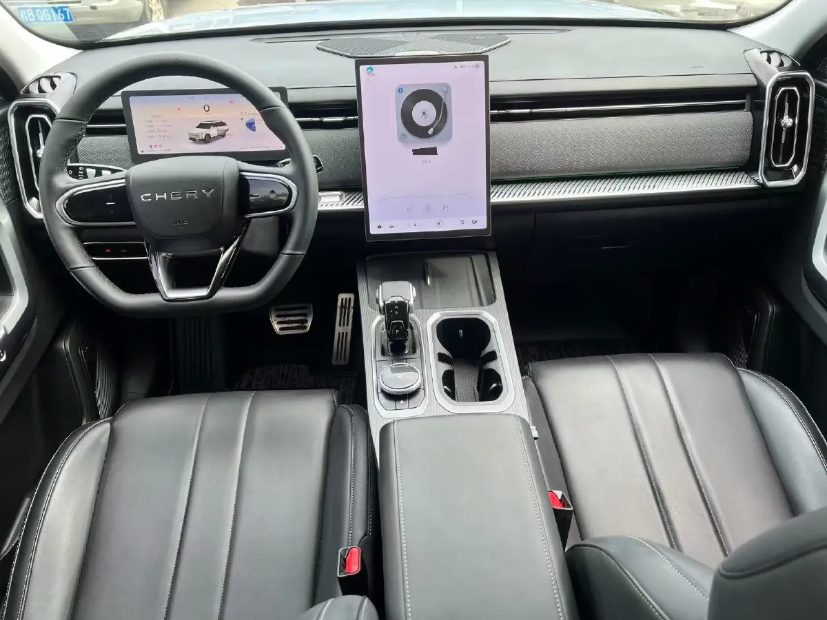 2023 Chery Exploration 06 1.6T 197HP L4 7DCT,autocango,china used car exporter,china ev exporter,chinese used car exporter,chinese used ev exporter