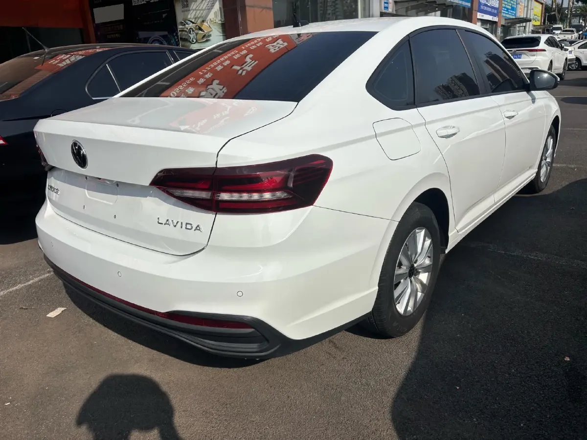 2023 Volkswagen Lavida 1.5L 110HP L4 6AT,autocango,china used car exporter,china ev exporter,chinese used car exporter,chinese used ev exporter