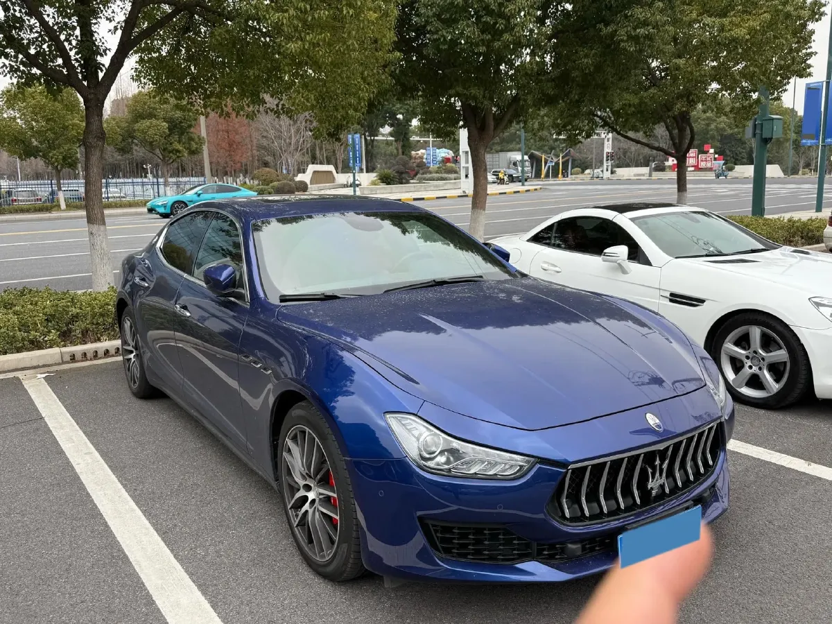 2018 Maserati Ghibli 3.0T 350HP V6 8AT,autocango,china used car exporter,china ev exporter,chinese used car exporter,chinese used ev exporter