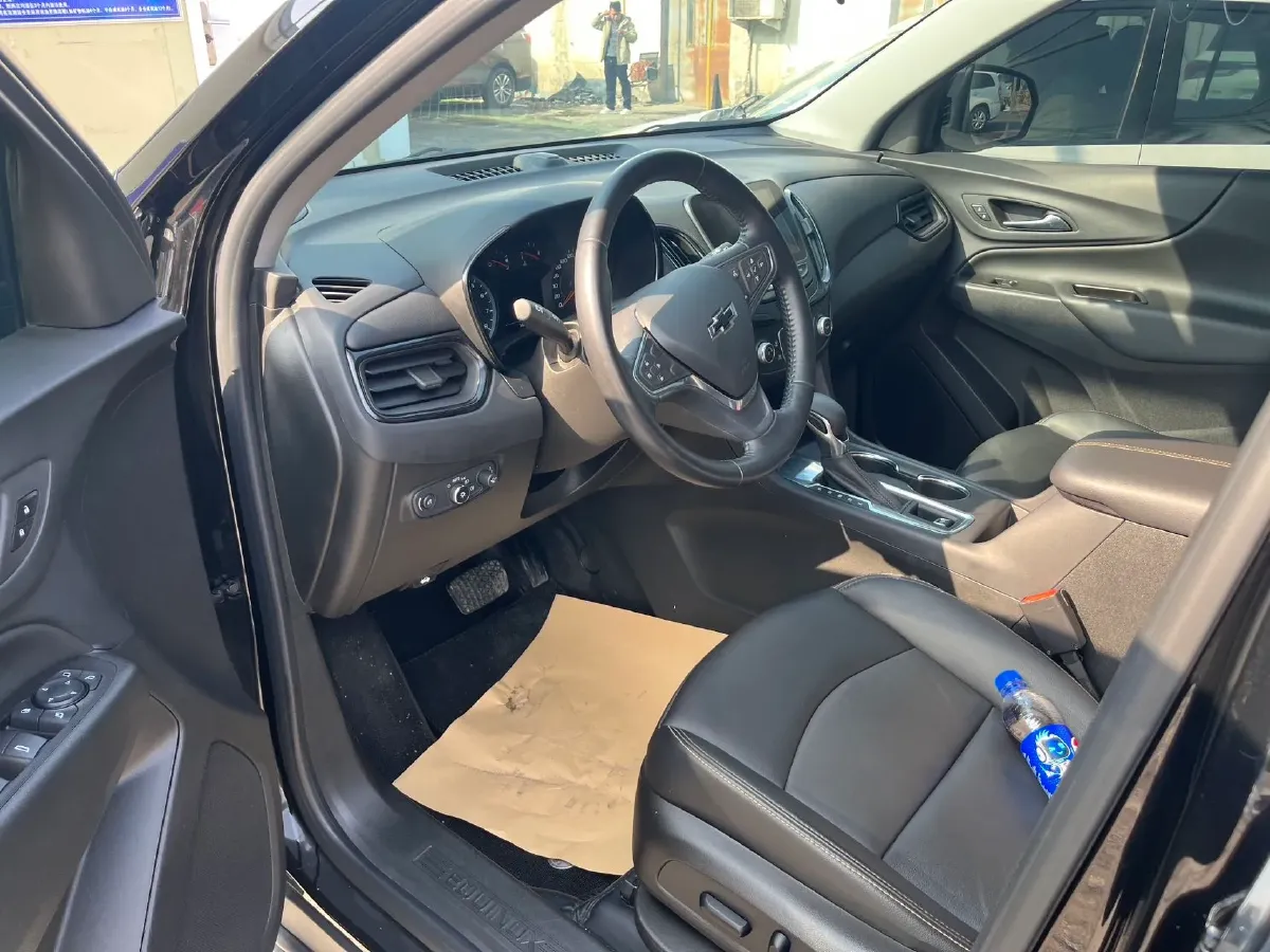 2022 Chevrolet Equinox 1.5T 169HP L4 6AT,autocango,china used car exporter,china ev exporter,chinese used car exporter,chinese used ev exporter