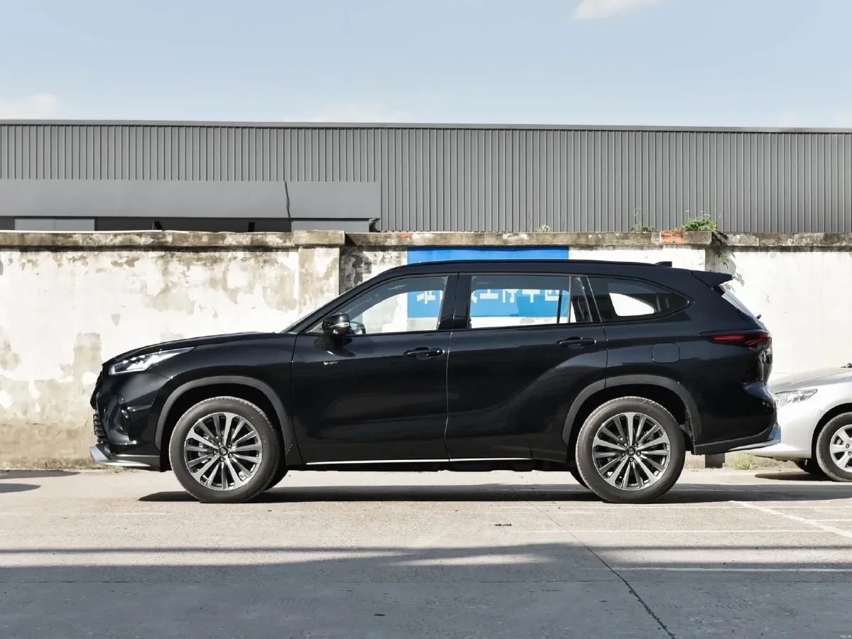 2024 Toyota Crown Kluger 2.5L 189HP L4 E-CVT Hybrid,autocango,china used car exporter,china ev exporter,chinese used car exporter,chinese used ev exporter