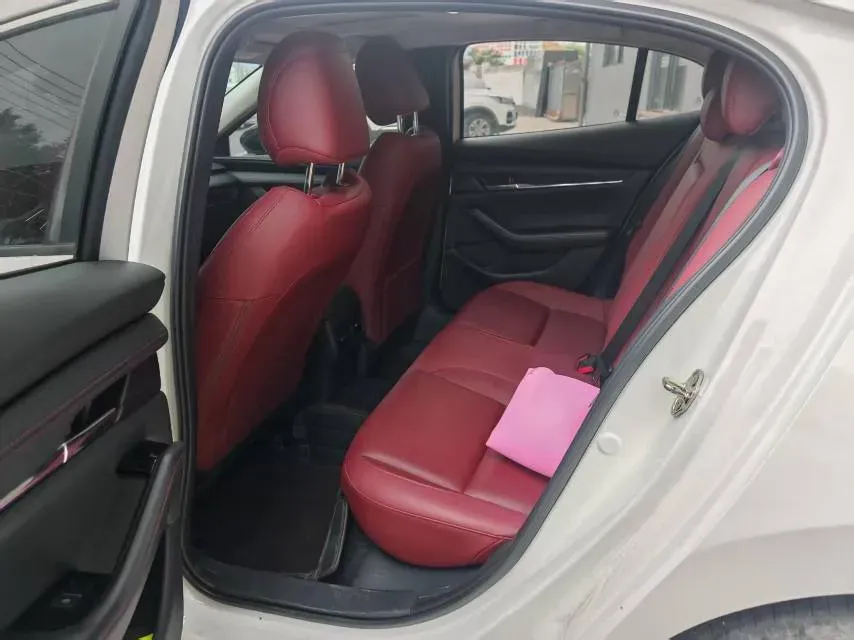 2023 Mazda 3 Axela 2.0L 158HP L4 6AT,autocango,china used car exporter,china ev exporter,chinese used car exporter,chinese used ev exporter