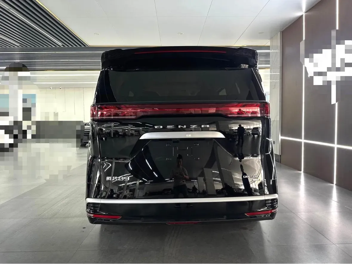 2025 Denza D9 1.5T 156HP L4 E-CVT PHEV 40KWH,autocango,china used car exporter,china ev exporter,chinese used car exporter,chinese used ev exporter
