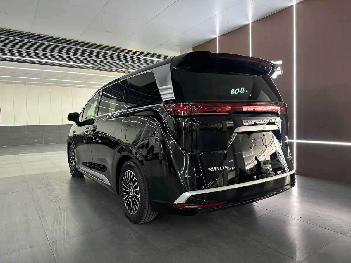 2025 Denza D9 1.5T 156HP L4 E-CVT PHEV 40KWH,autocango,china used car exporter,china ev exporter,chinese used car exporter,chinese used ev exporter