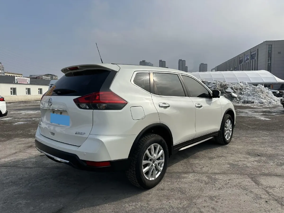 2020 Nissan X-Trail 2.0L 154HP L4 CVT,autocango,china used car exporter,china ev exporter,chinese used car exporter,chinese used ev exporter