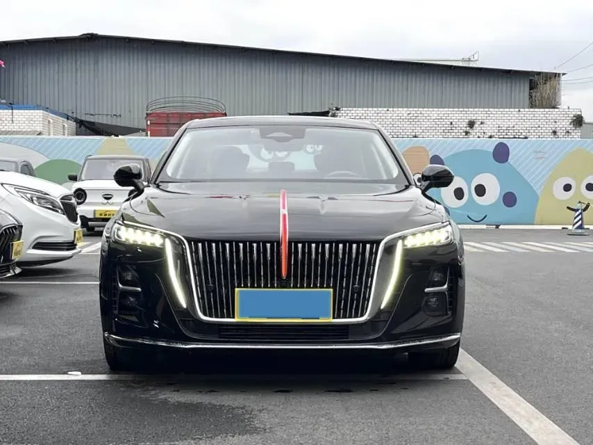 2024 HongQi H5 2.0T 224HP L4 8AT,autocango,china used car exporter,china ev exporter,chinese used car exporter,chinese used ev exporter