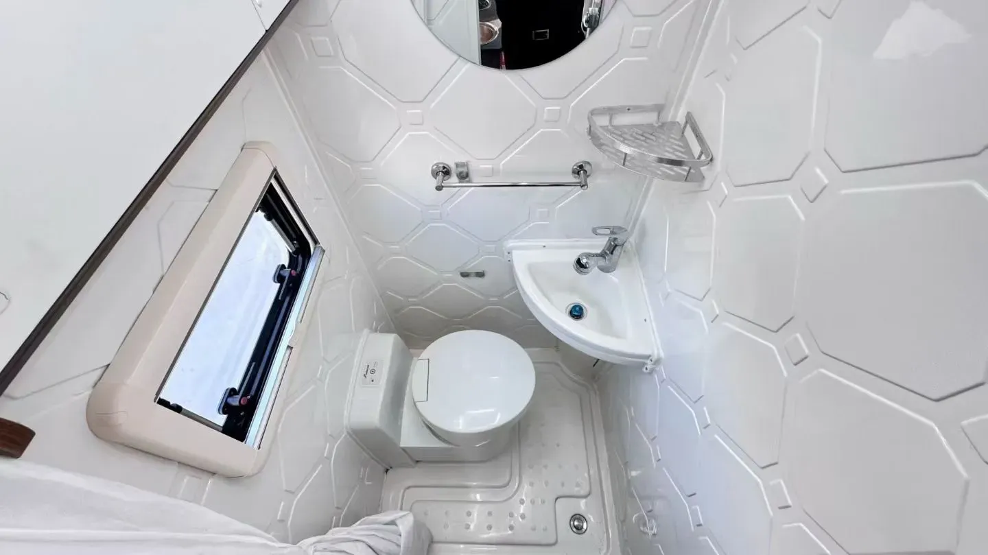 2023 Ford Transit 2.0T 143HP L4 9AT,autocango,china used car exporter,china ev exporter,chinese used car exporter,chinese used ev exporter