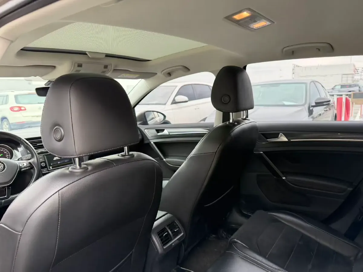 2018 Volkswagen Golf 1.4T 131HP L4 7DCT,autocango,china used car exporter,china ev exporter,chinese used car exporter,chinese used ev exporter