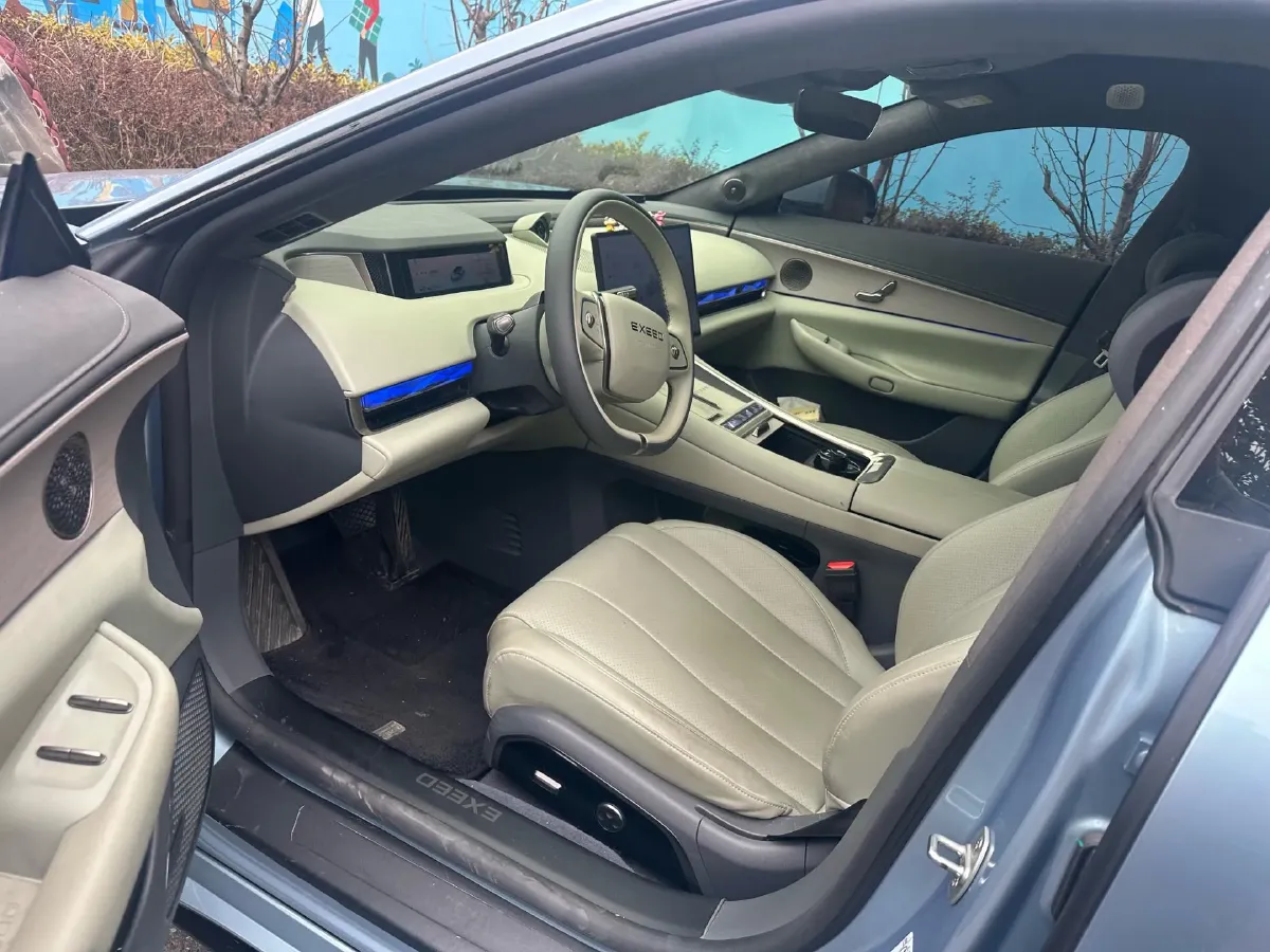 2025 Exceed Sterra ES REEV 156HP REEV 34.7KWH,autocango,china used car exporter,china ev exporter,chinese used car exporter,chinese used ev exporter