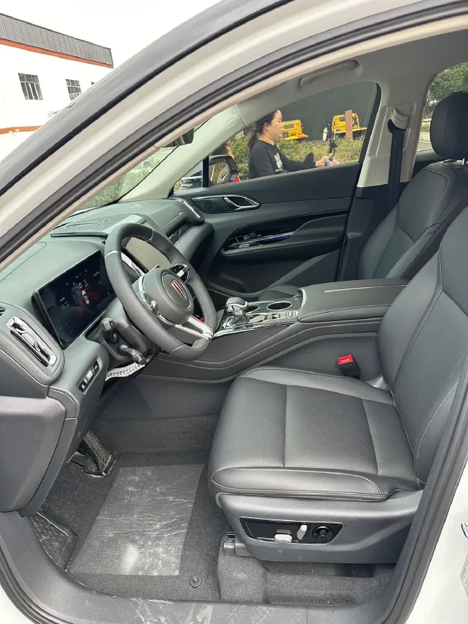 2024 HongQi HS3 1.5T 169HP L4 1DHT PHEV 18.4KWH,autocango,china used car exporter,china ev exporter,chinese used car exporter,chinese used ev exporter