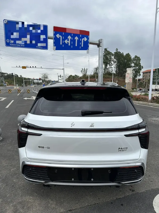 2024 HongQi HS3 1.5T 169HP L4 1DHT PHEV 18.4KWH,autocango,china used car exporter,china ev exporter,chinese used car exporter,chinese used ev exporter