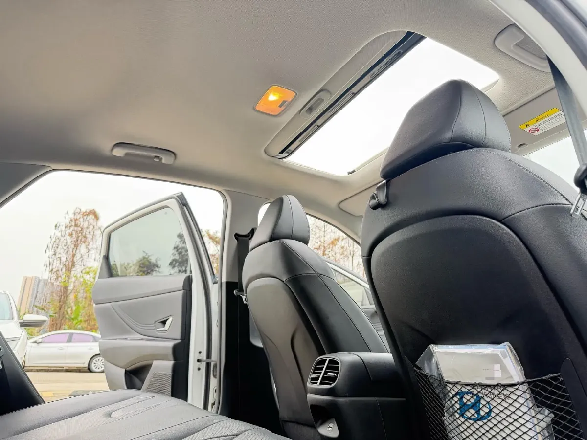 2022 Hyundai Elantra 1.5L 115HP L4 CVT,autocango,china used car exporter,china ev exporter,chinese used car exporter,chinese used ev exporter