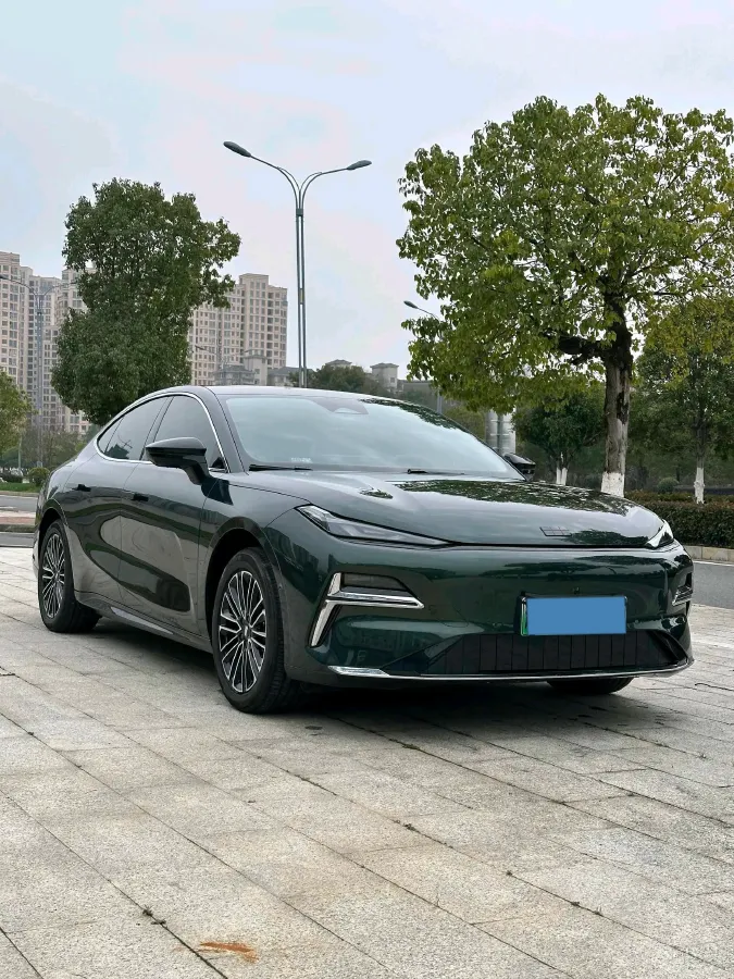 2025 Geely Galaxy Starshine 8 1.5L 112HP L4 1DHT PHEV,autocango,china used car exporter,china ev exporter,chinese used car exporter,chinese used ev exporter