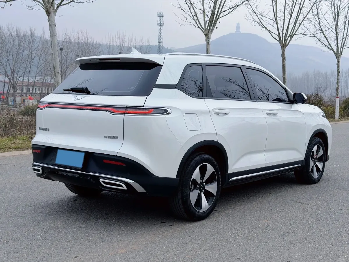 2023 WuLing XingYun 2.0L 136HP L4 1DHT Hybrid 1.8KWH,autocango,china used car exporter,china ev exporter,chinese used car exporter,chinese used ev exporter