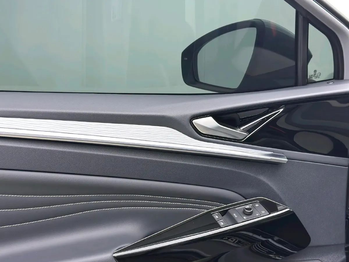 2022 Chevrolet Menlo BEV 61.1KWH,autocango,china used car exporter,china ev exporter,chinese used car exporter,chinese used ev exporter