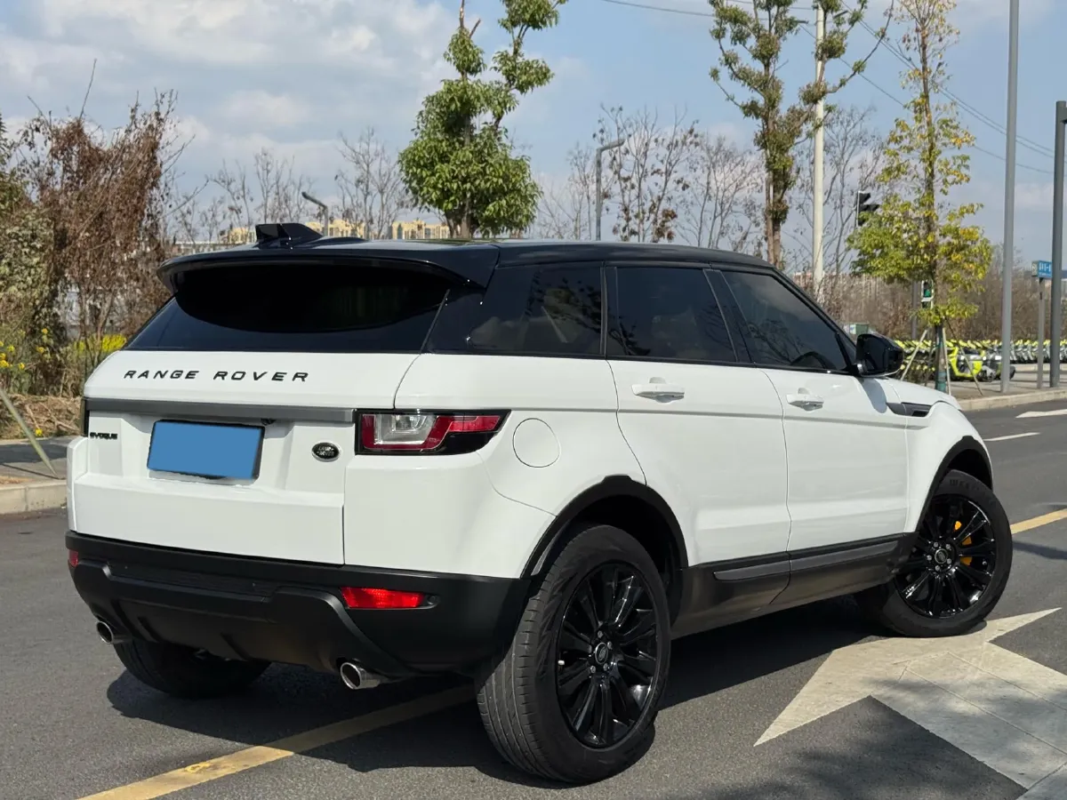 2017 Land Rover Range Rover Evoque 2.0T 241HP L4 9AT,autocango,china used car exporter,china ev exporter,chinese used car exporter,chinese used ev exporter