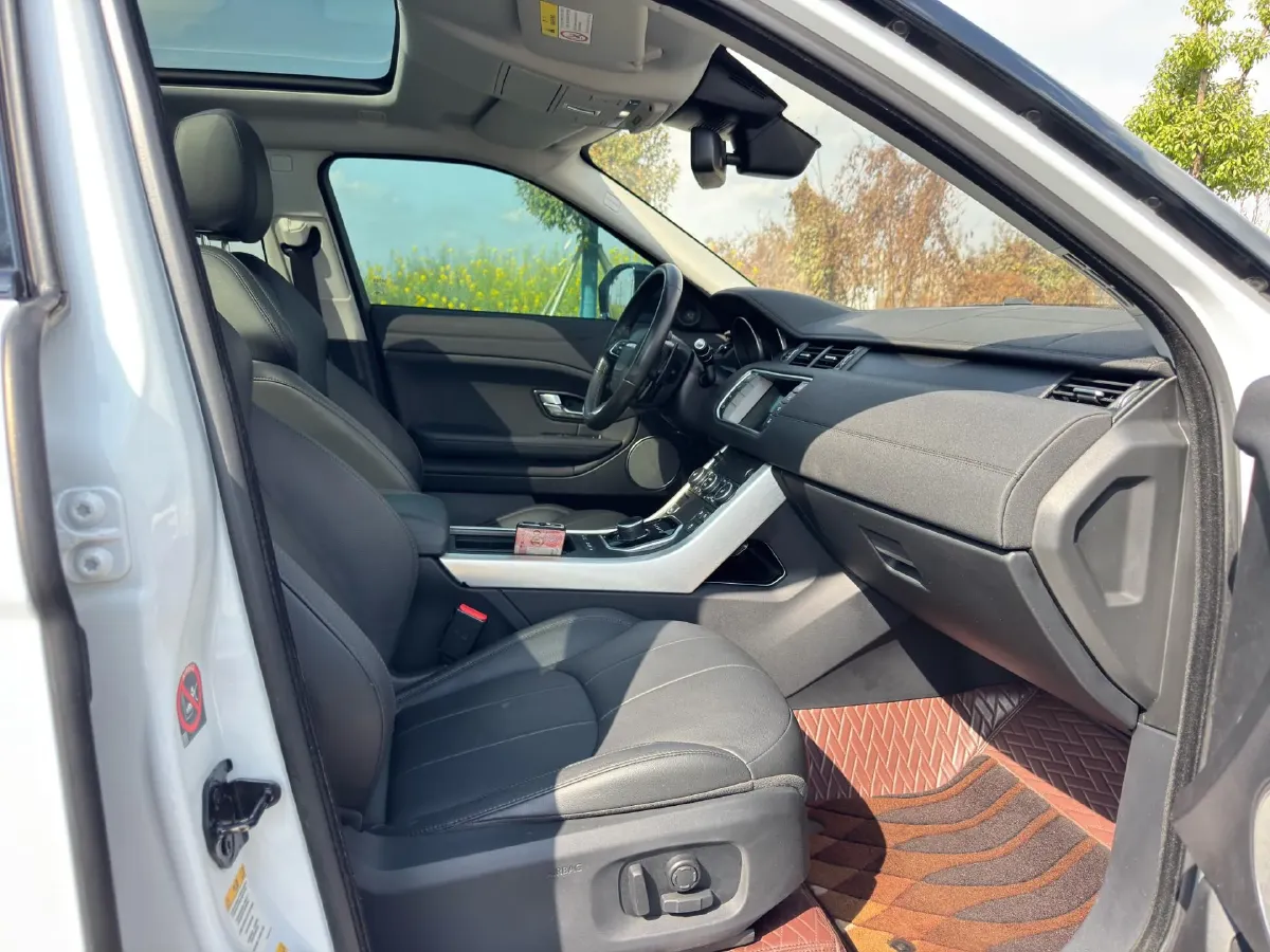 2017 Land Rover Range Rover Evoque 2.0T 241HP L4 9AT,autocango,china used car exporter,china ev exporter,chinese used car exporter,chinese used ev exporter