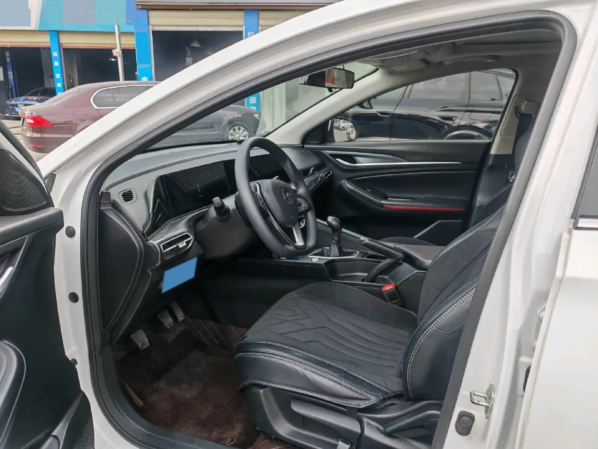 2020 ChangAn Eado 1.6L 128HP L4 5MT,autocango,china used car exporter,china ev exporter,chinese used car exporter,chinese used ev exporter