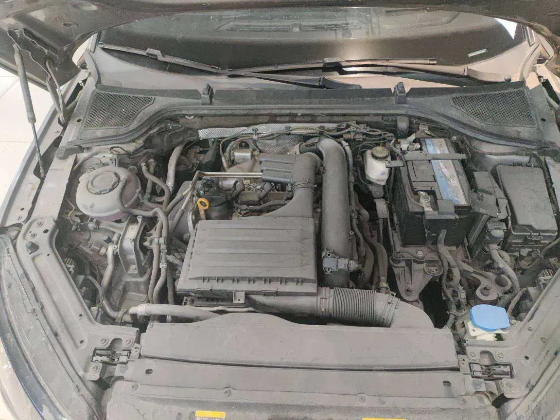 2021 Skoda Octavia 1.4T 150HP L4 7DCT,autocango,china used car exporter,china ev exporter,chinese used car exporter,chinese used ev exporter